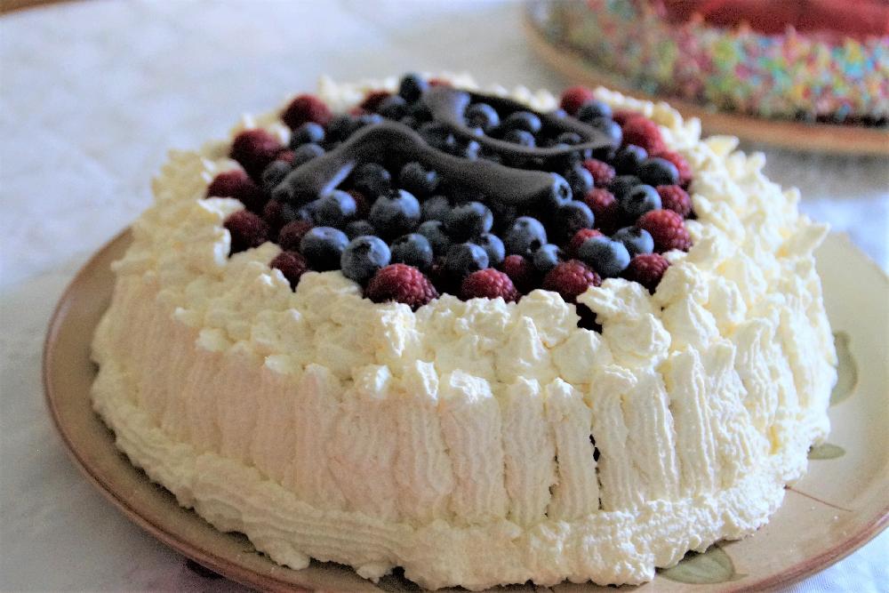 Swedish Cream Cake - Gräddtårta