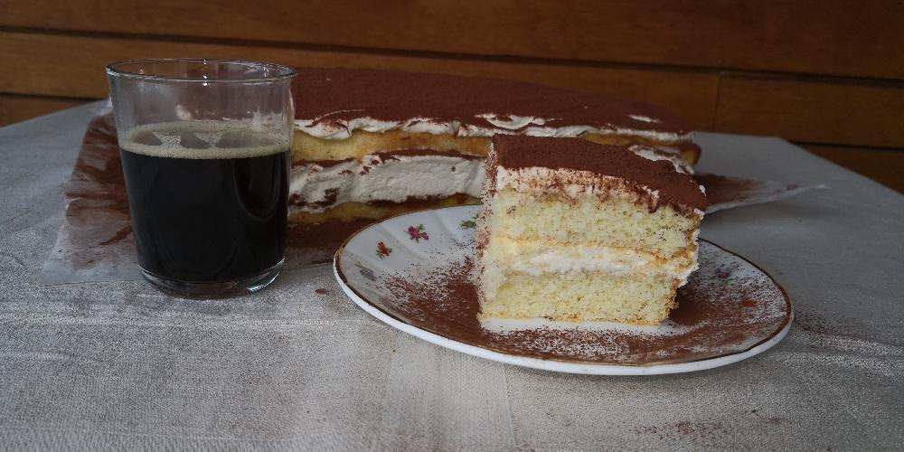 Tiramisu cake picture