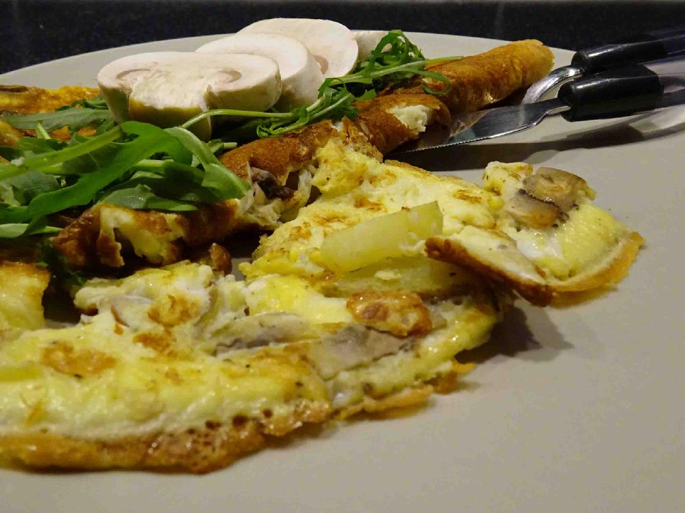 Omelet with potato and mushroom