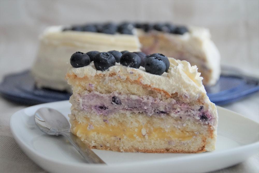 Finnish Blueberry Whipped Cream Cake picture