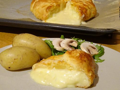 Oven baked Brie cheese