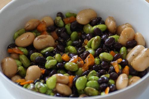 Mixed bean salad picture